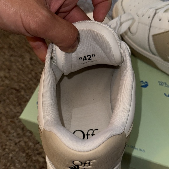 Off white Sneakers - Picture 4 of 14